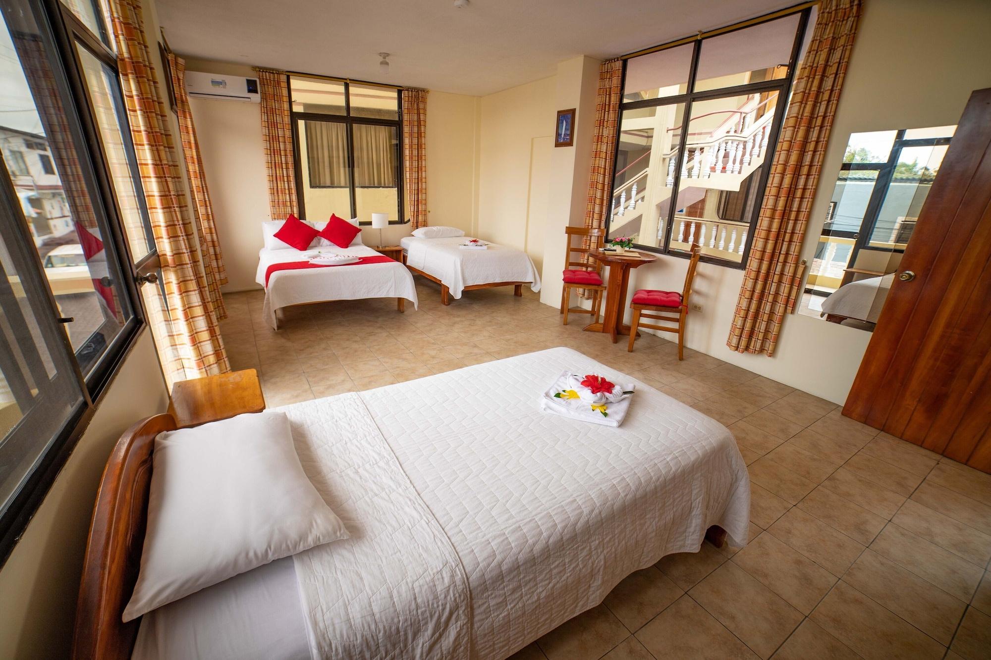 Hotel Red Booby 阿约拉港 外观 照片